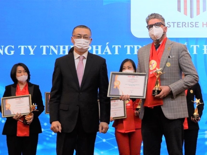 Masterise Homes duoc vinh danh 'Top 10 thuong hieu manh Viet Nam 2021' hinh anh