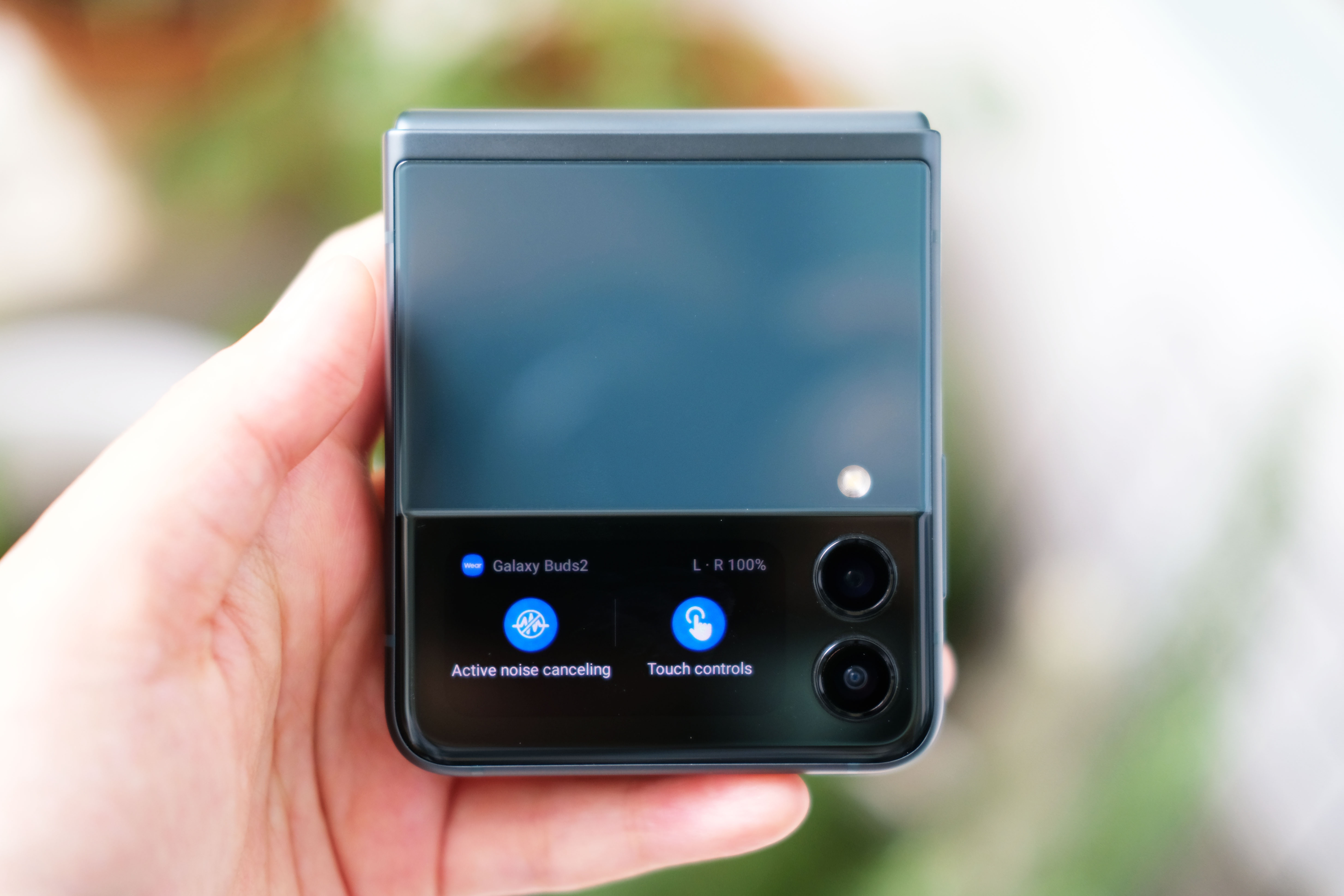 chỉnh màn hình ngoài Z Flip3 ảnh 4 chinh man hinh ngoai Z Flip3 anh 4