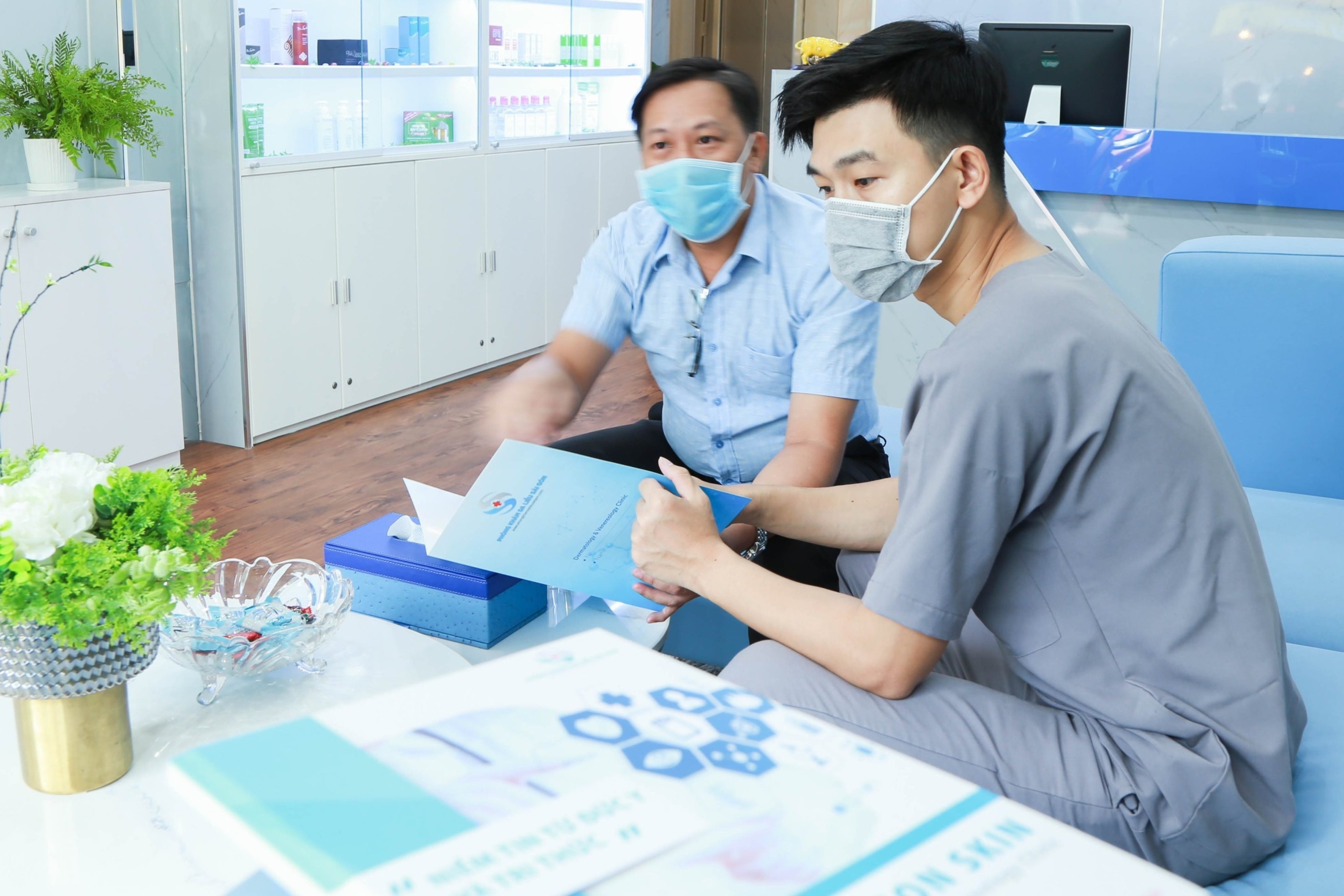 Nguy co tiem an tu benh hoa lieu hinh anh