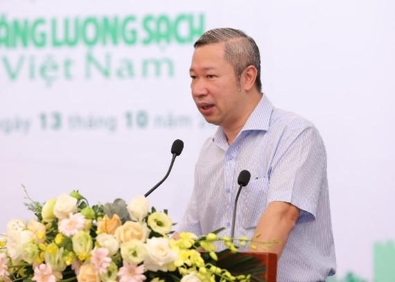 Phat trien va khai thac hieu qua nang luong tai tao hinh anh