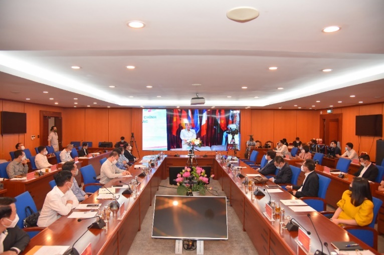 Tap doan Sovico,  FPT anh 1