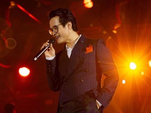 Ha Anh Tuan cung Tiki lan toa gia tri tich cuc den cong dong hinh anh