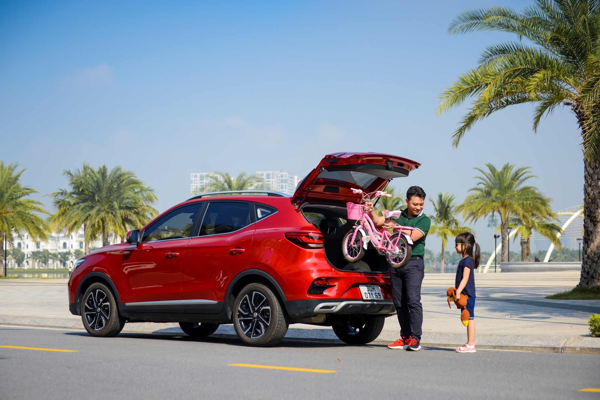 New MG ZS,  MG anh 4