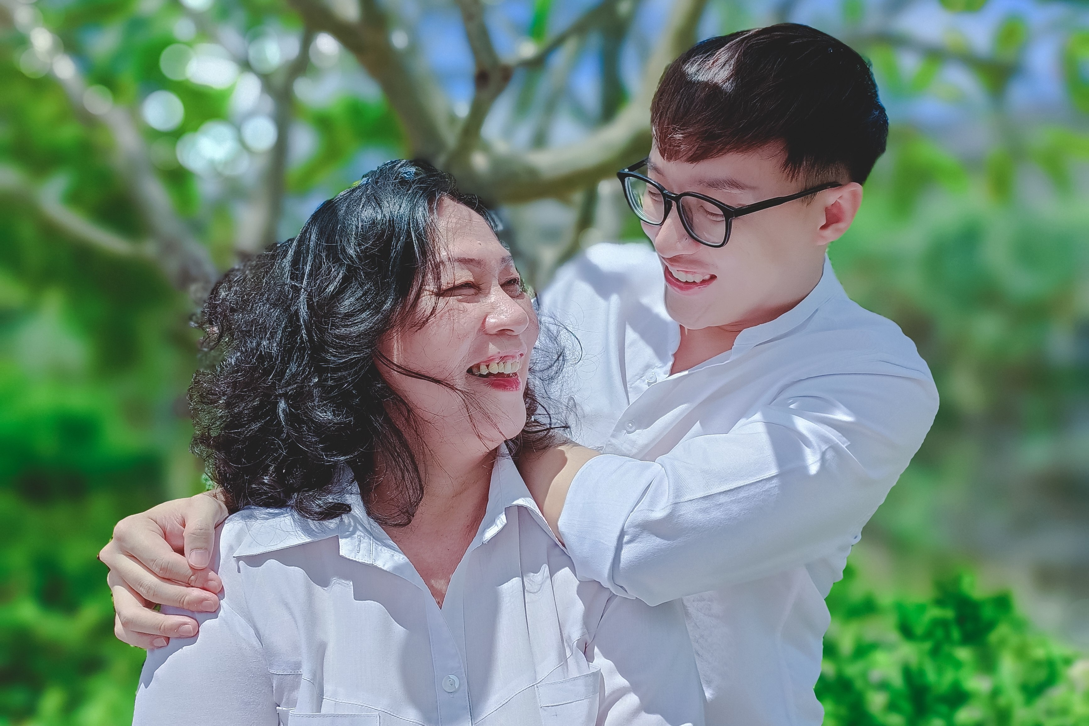 Nghi ve me nhan ngay 20/10 hinh anh