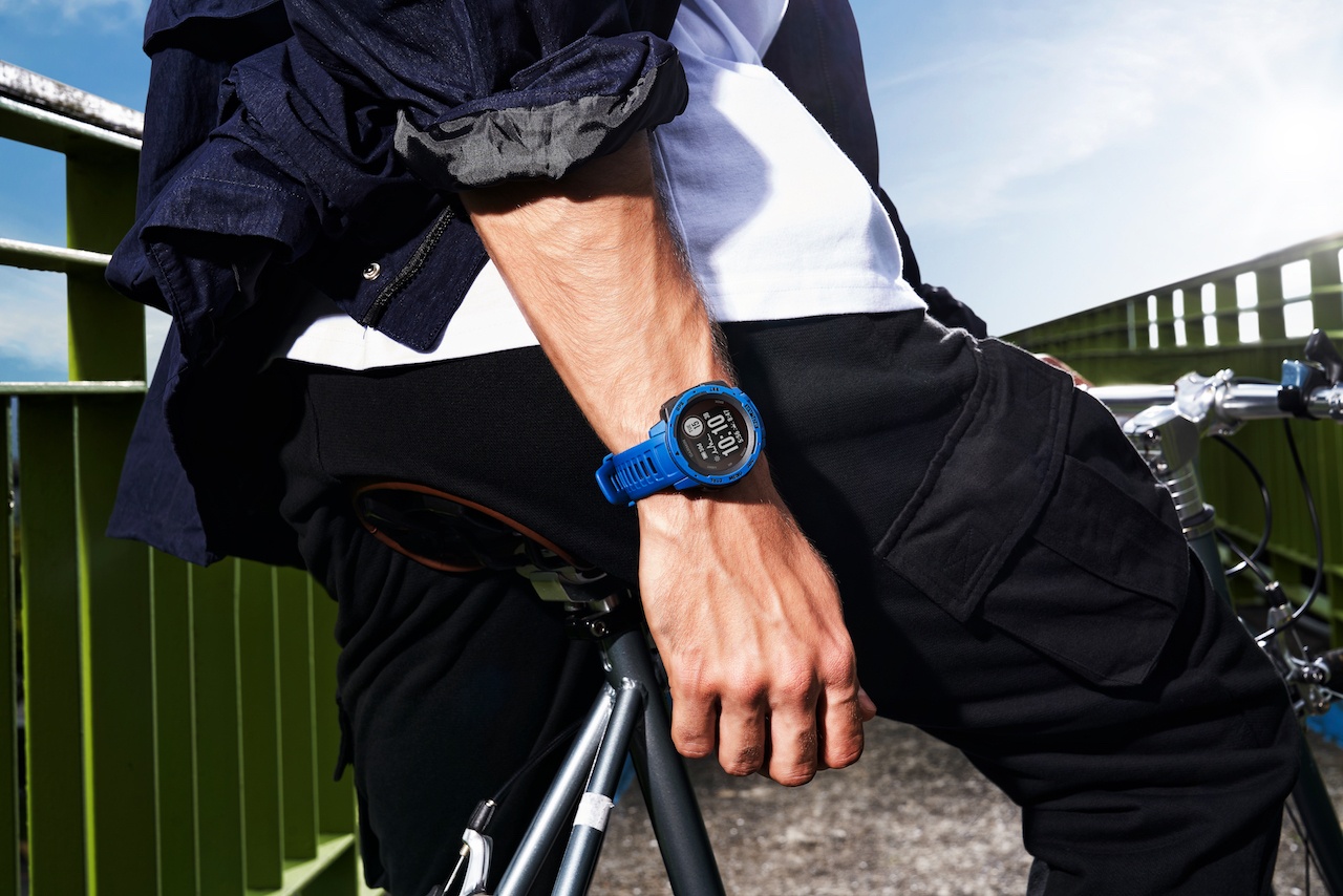 Garmin,  dong ho thong minh anh 1