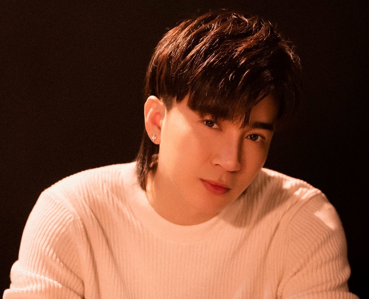 Hit moi cua Chi Dan dung dau bang xep hang #zingchart hinh anh