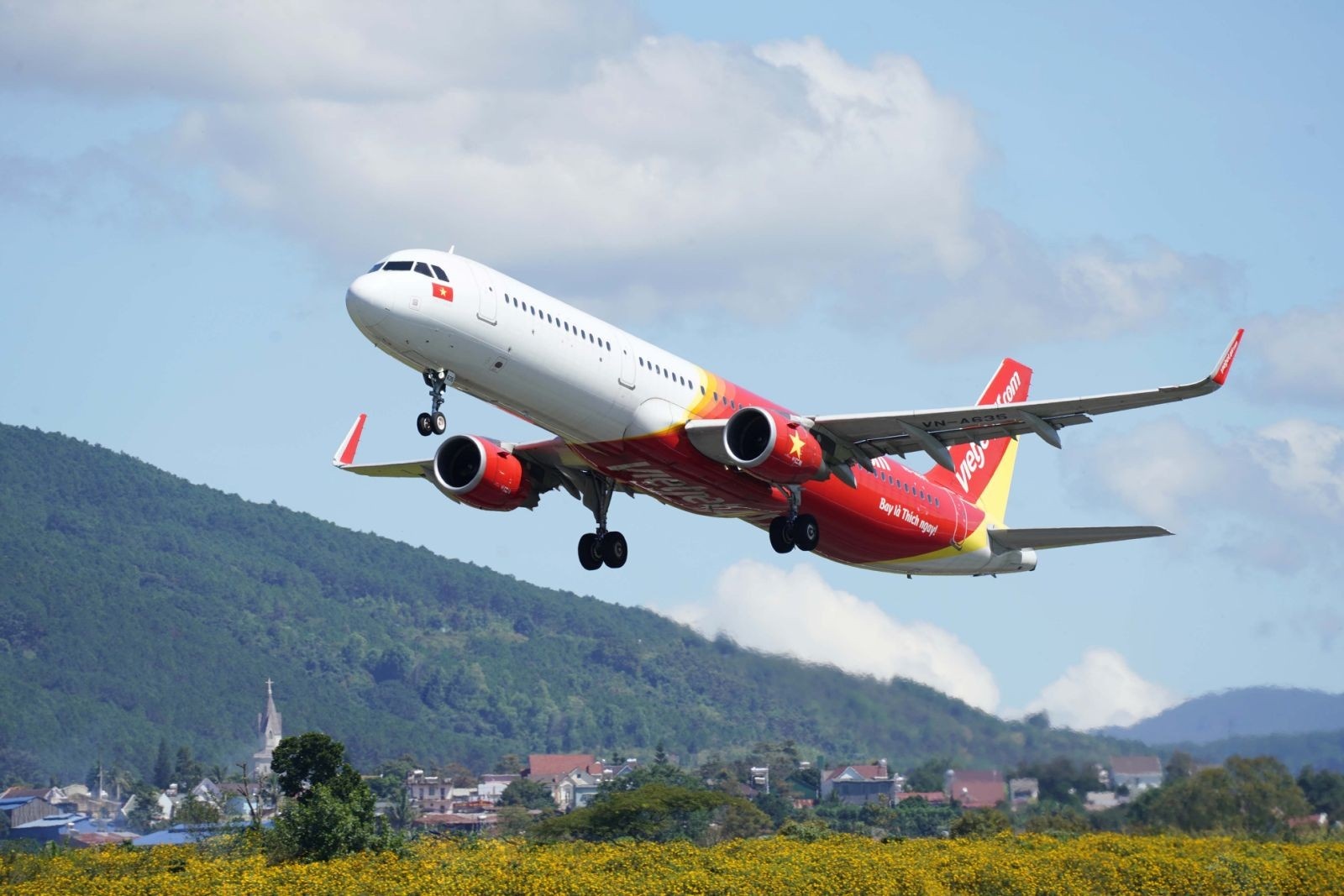 Vietjet,  hang khong anh 1