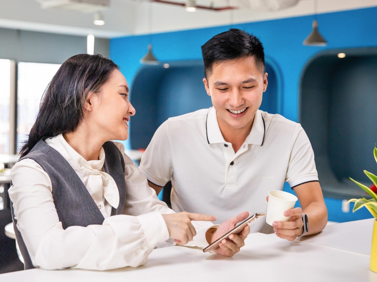 San tien thuong va 10 luong vang tren ung dung VietinBank iPay Mobile hinh anh