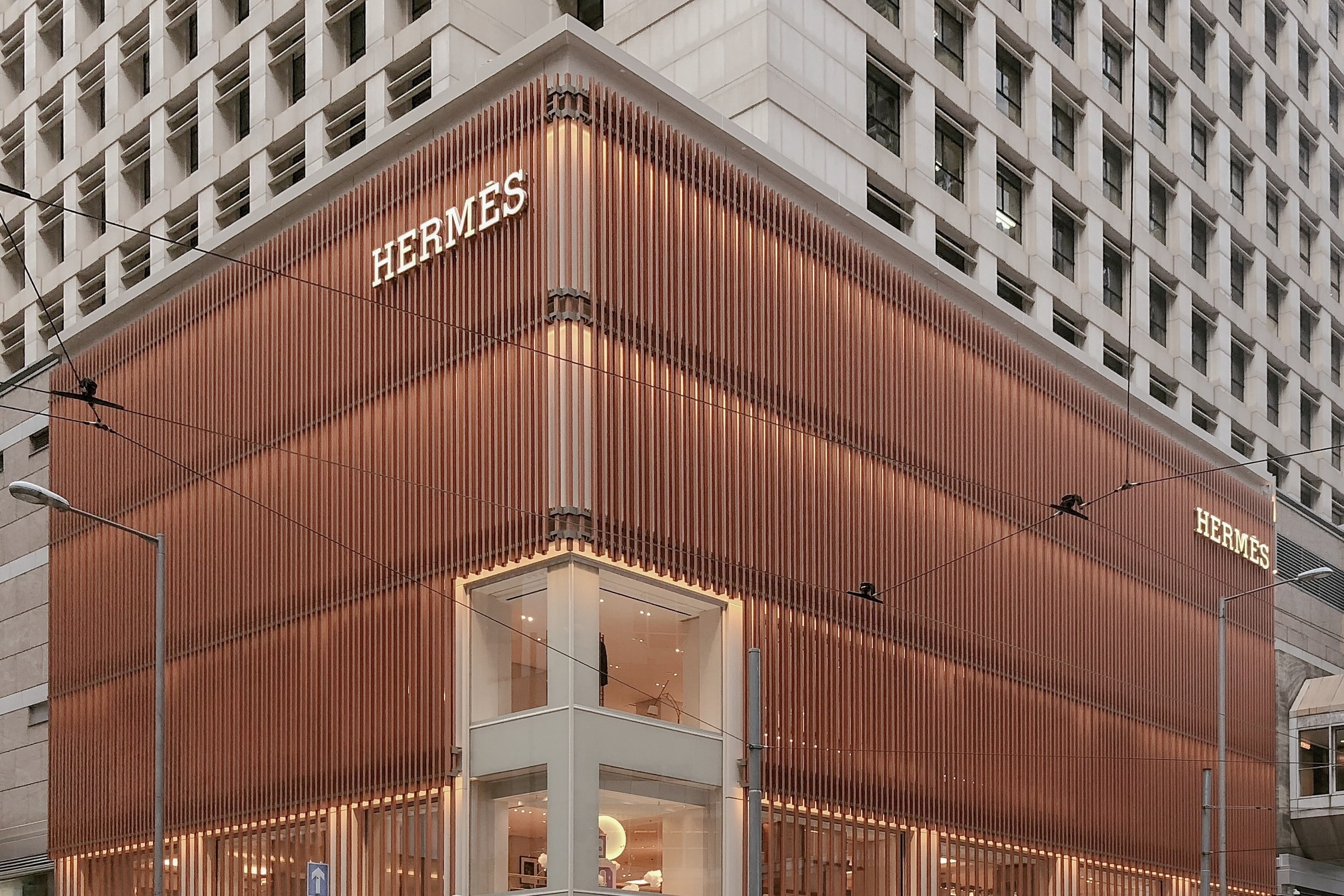 The Ritz-Carlton,  Masterise Homes anh 2