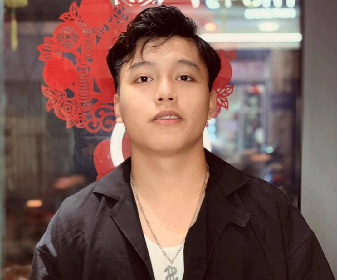 Chu nhan hit 'Ha con vuong nang' gay sot voi ca khuc moi hinh anh