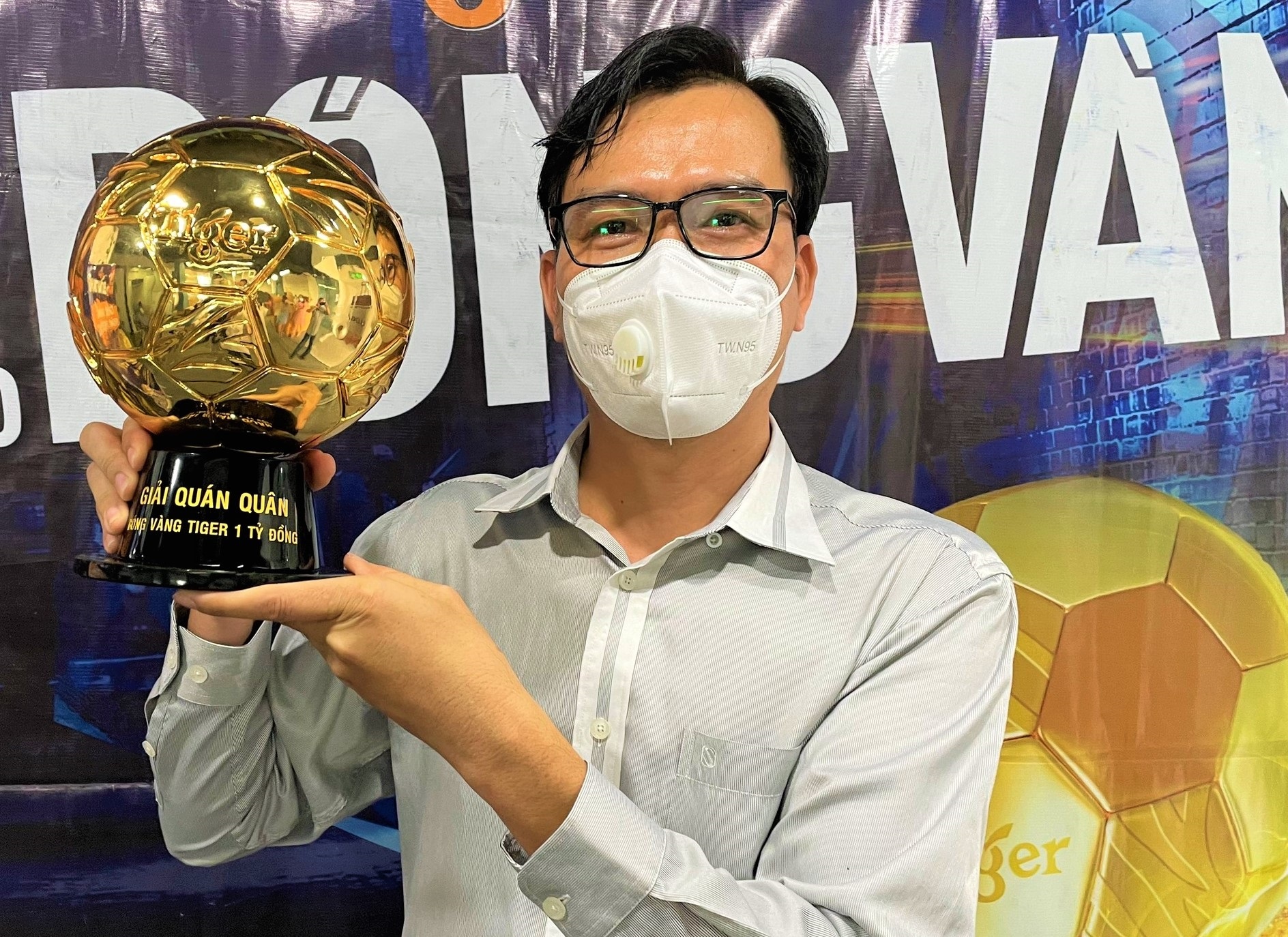 'Cung ly online', nguoi dan ong o Tay Ninh trung bong vang 1 ty dong hinh anh