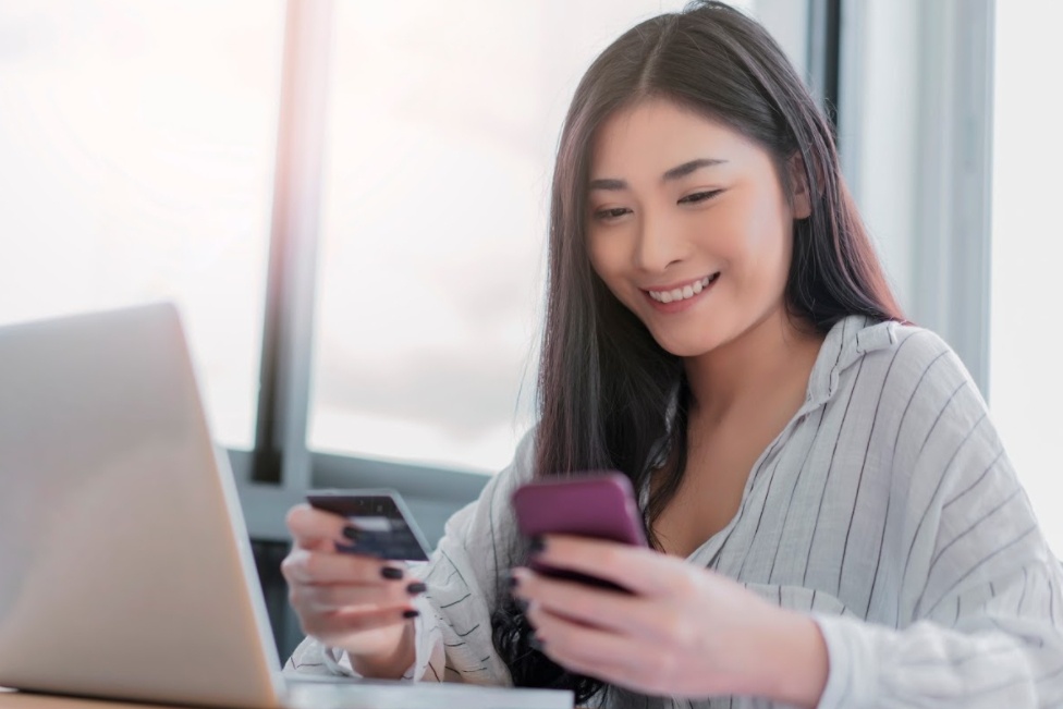 Chi tieu thong minh de song chung voi Covid-19 hinh anh