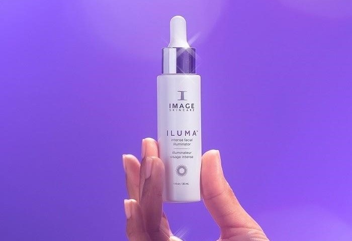 Ung dung tranexamic acid tren lan da bi nam hinh anh