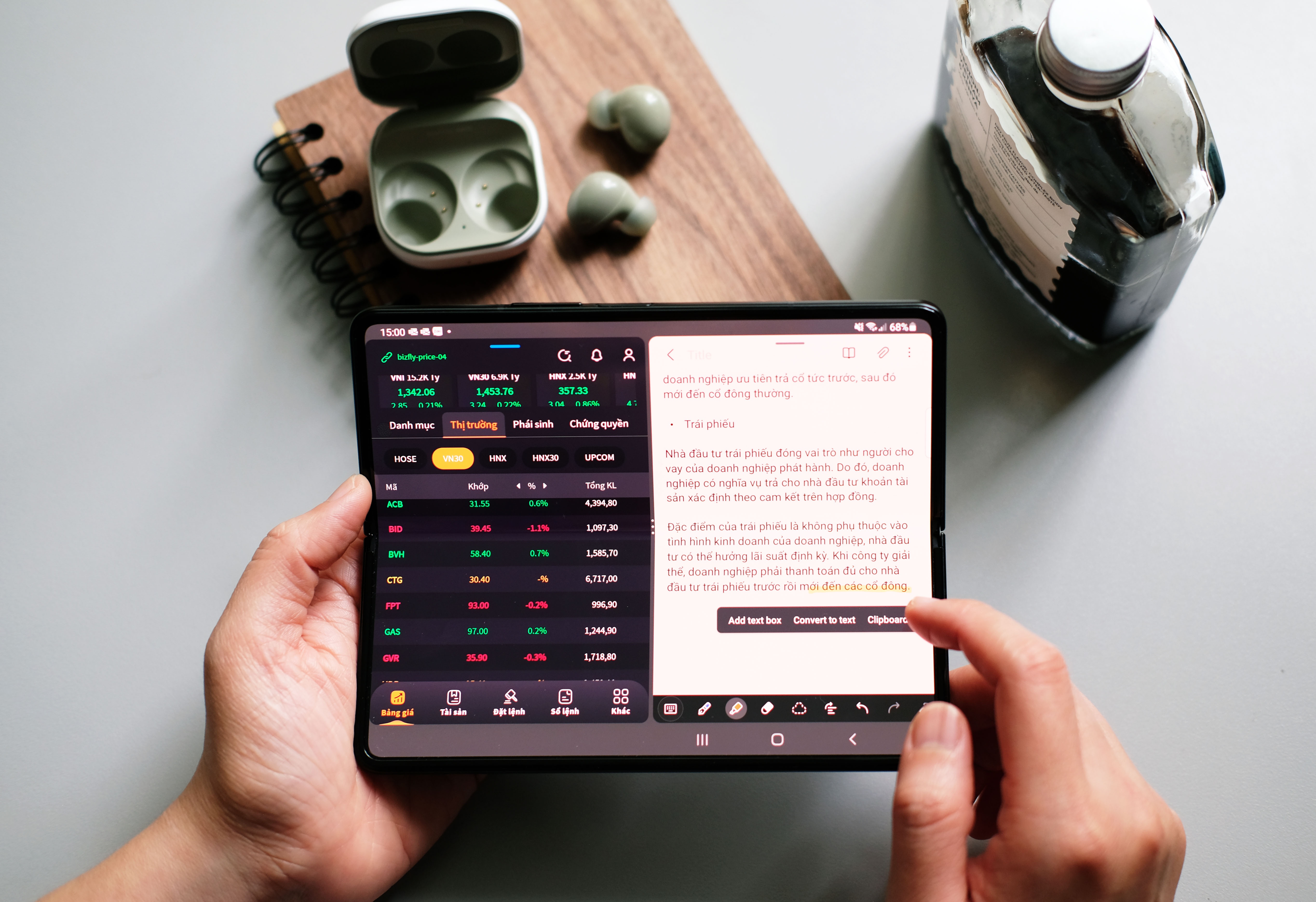 ket noi Z Fold3 voi man hinh,  lam viec voi Z Fold3 anh 1