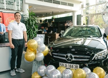 Dai ly to chuc tri an chu xe Mercedes-Benz hinh anh