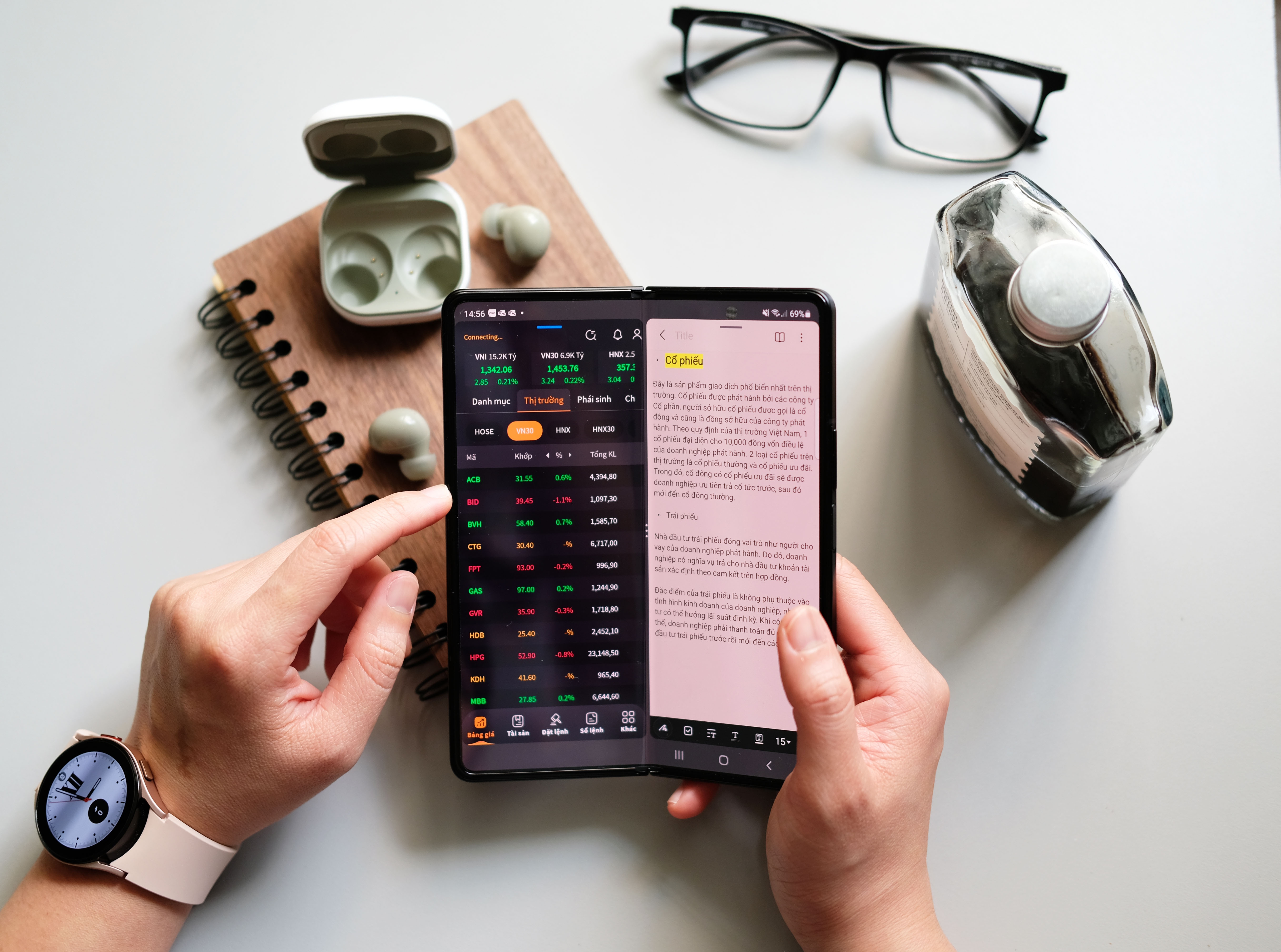 gia Z Fold3,  gia Z Flip3 anh 2