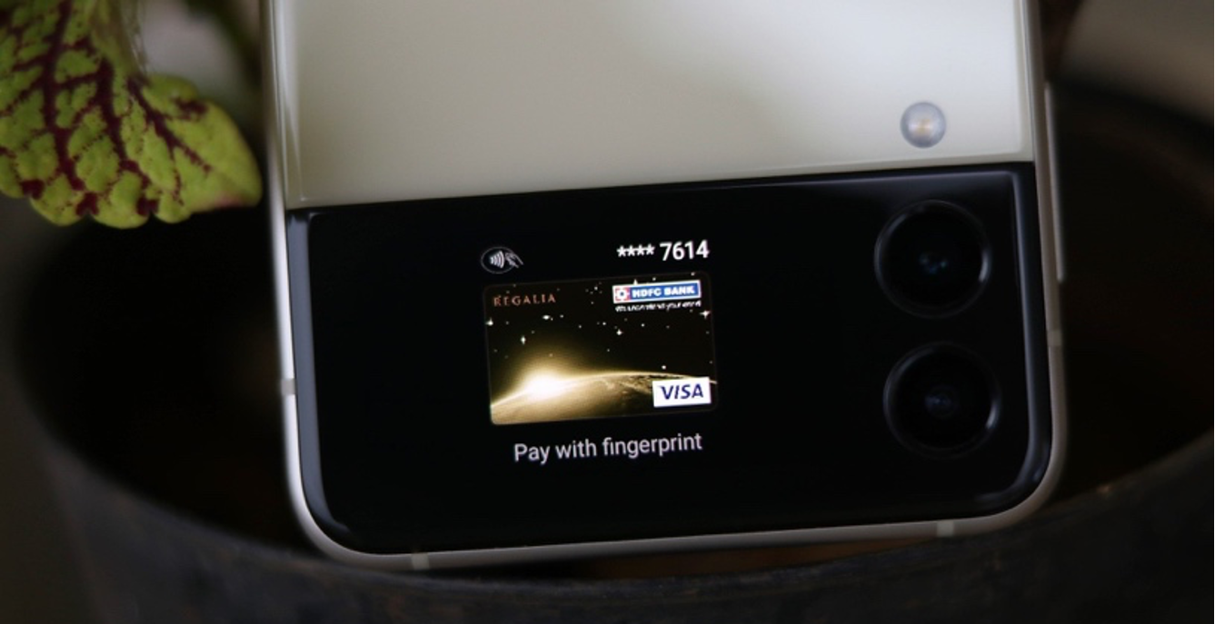 gia Z Fold3,  gia Z Flip3 anh 3