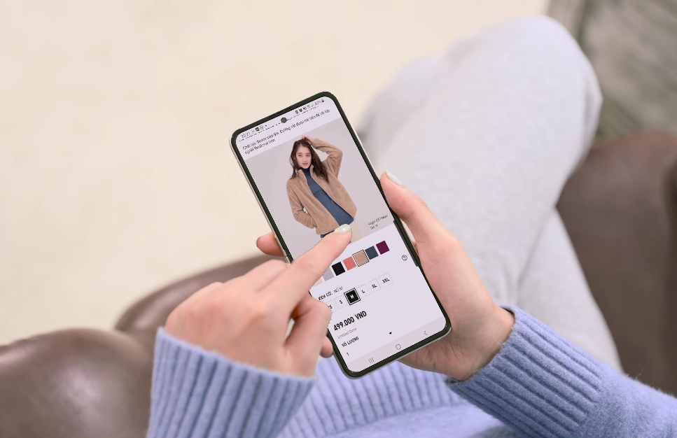 Uniqlo ban hang truc tuyen tai Viet Nam tu 5/11 voi nhieu tien ich hinh anh