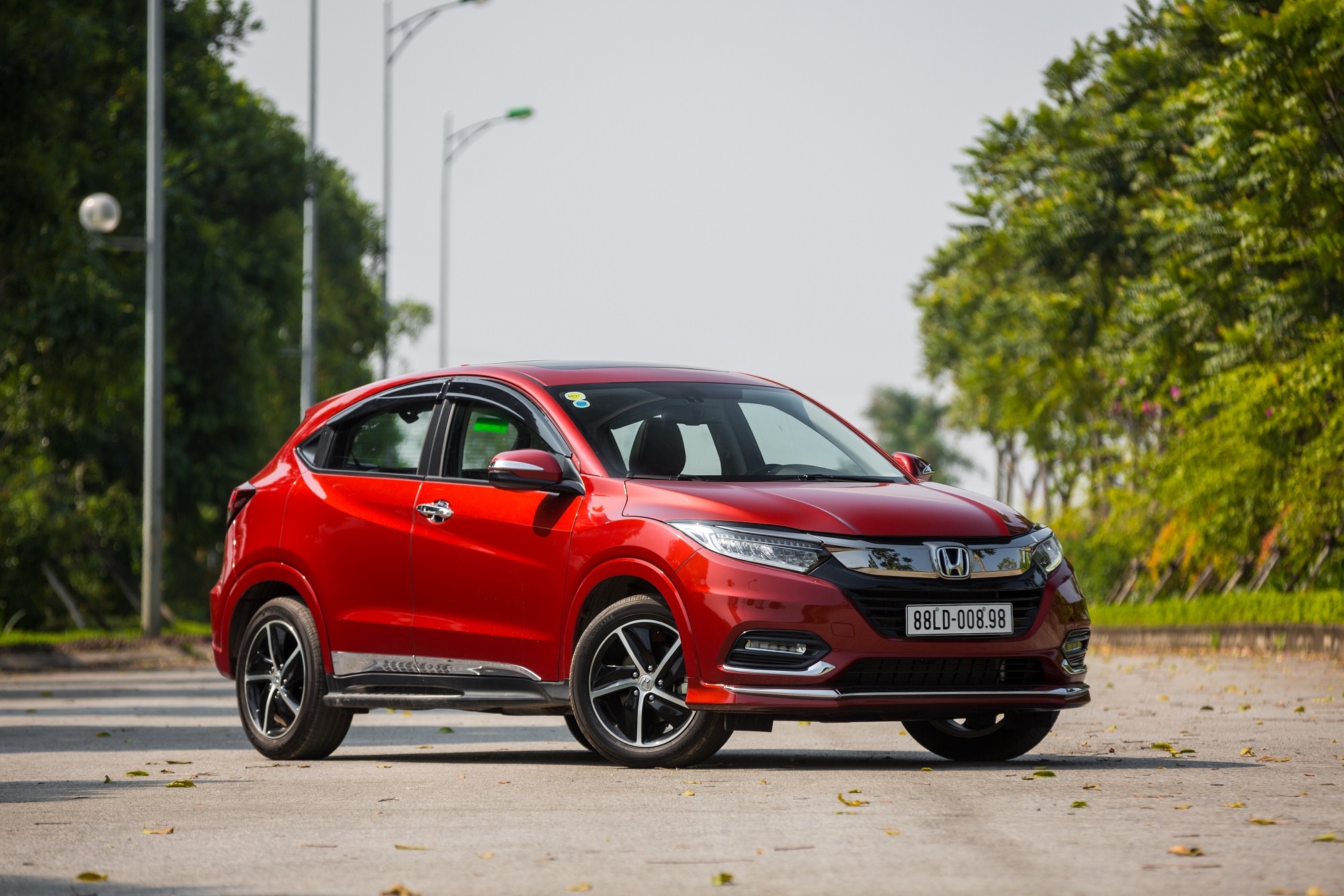 Honda ho tro 100% le phi truoc ba cho Civic, HR-V va Brio hinh anh
