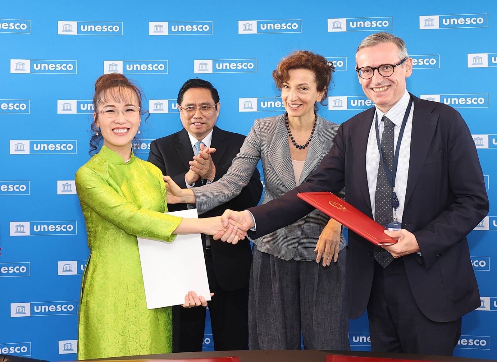 UNESCO va Tap doan Sovico ky thoa thuan hop tac da linh vuc hinh anh