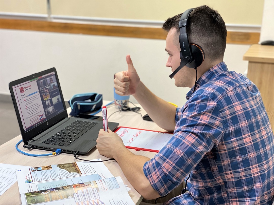 Cach to chuc lop hoc tieng Anh online hieu qua hinh anh