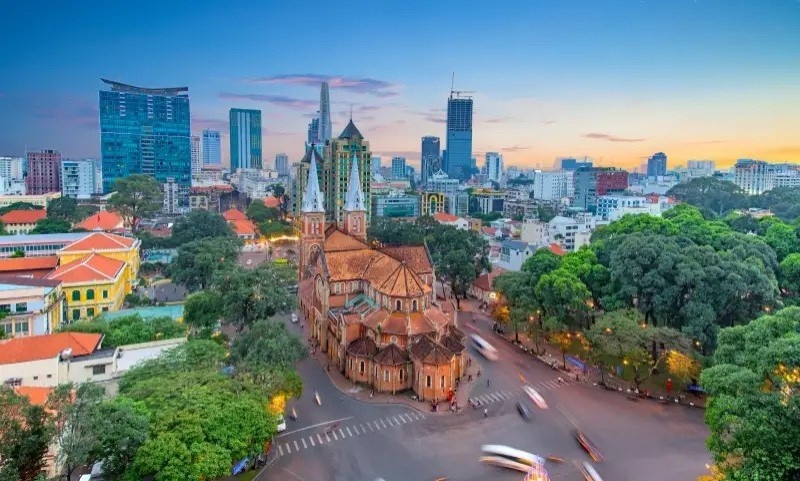 Shopee huong dan doanh nghiep du lich len san hinh anh