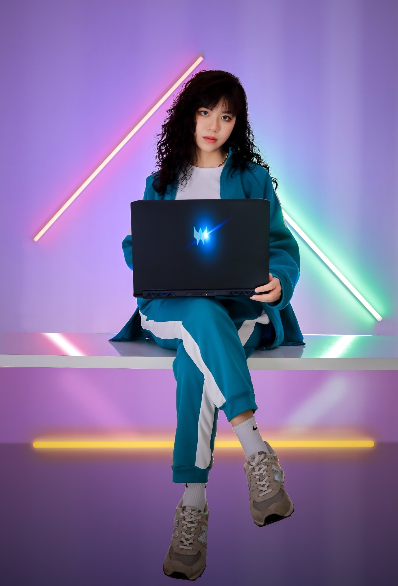 Acer Triton 300 anh 1