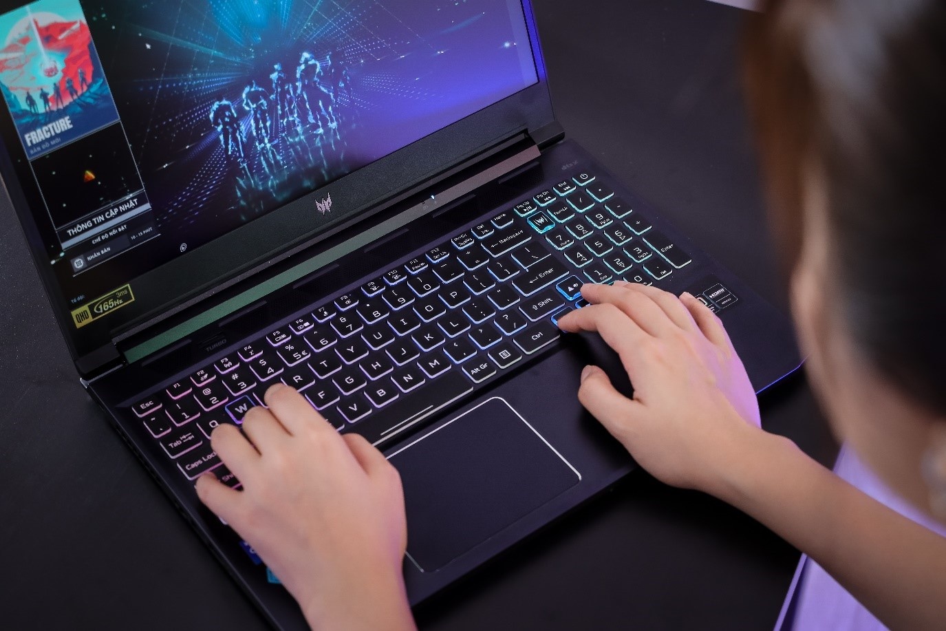 Acer Triton 300 anh 4