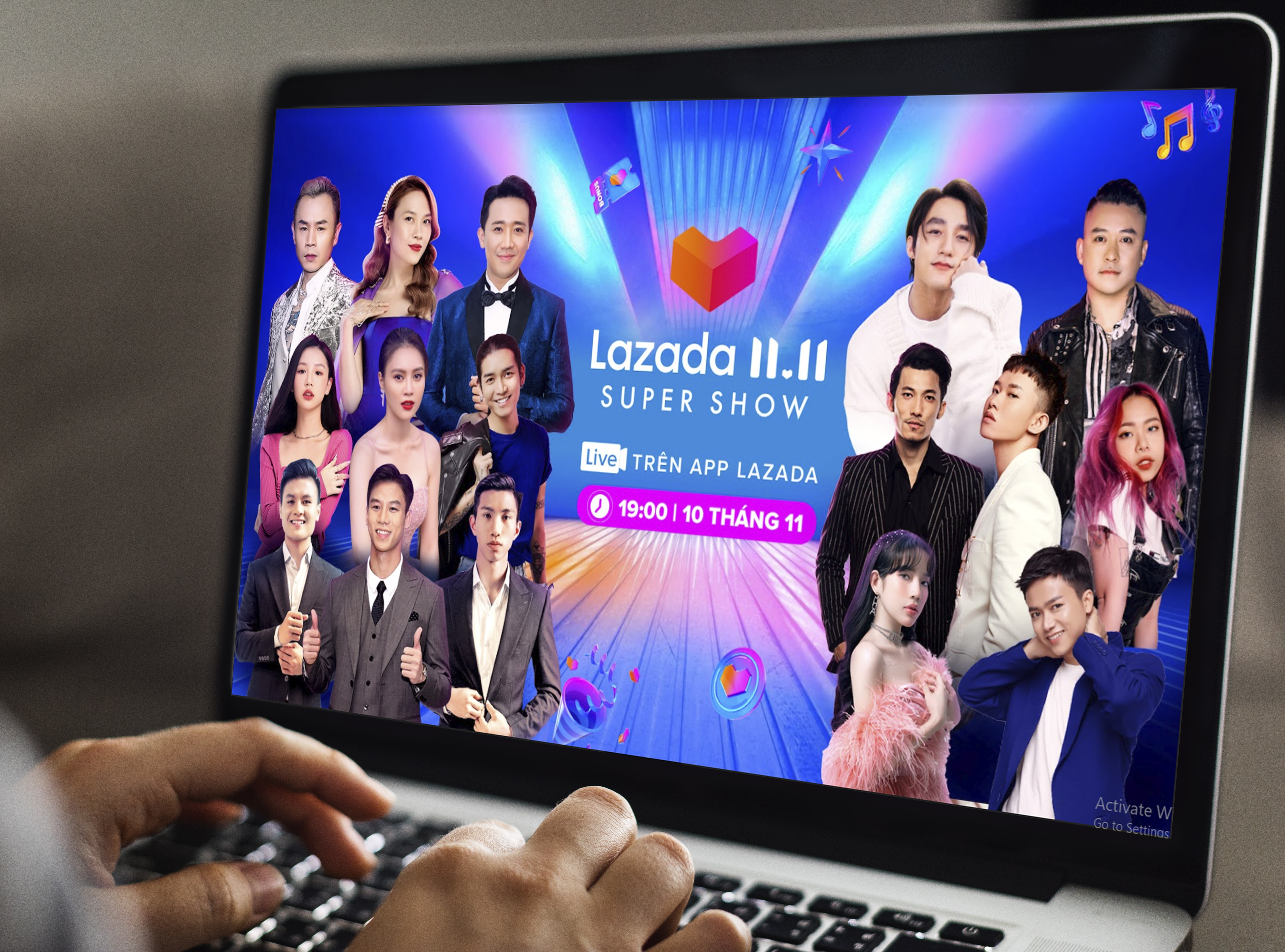 My Tam, Son Tung M-TP va dan sao Viet hoi ngo tai Lazada Supershow hinh anh