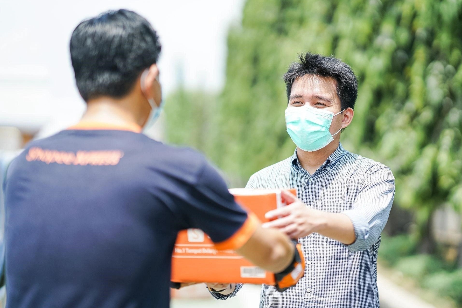 Nguoi dung thich mua sam online vi nhieu tien ich va khuyen mai hinh anh