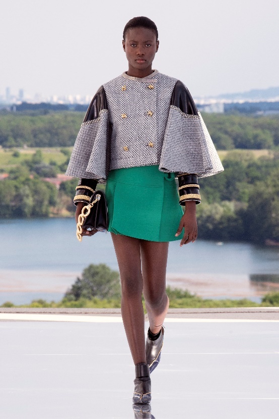 ST Cruise 2022,  Louis Vuitton ảnh 5 ST Cruise 2022,  Louis Vuitton anh 5