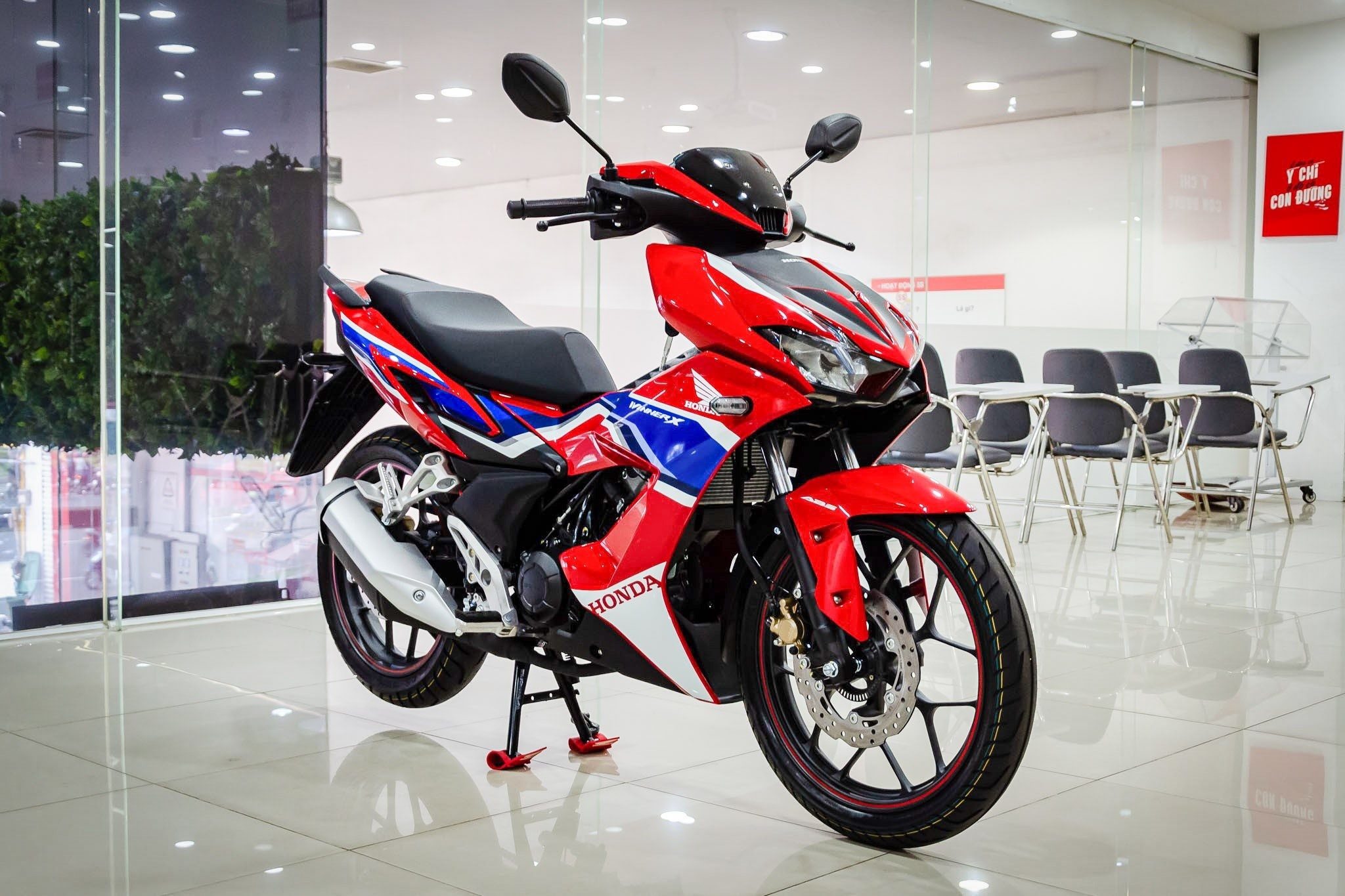 Ky vong suc bat tu thi truong xe may cuoi nam hinh anh