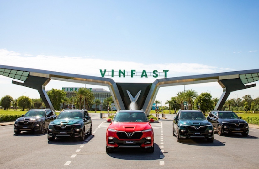 VinFast xuat khau lo xe dau tien sang thi truong Lao hinh anh