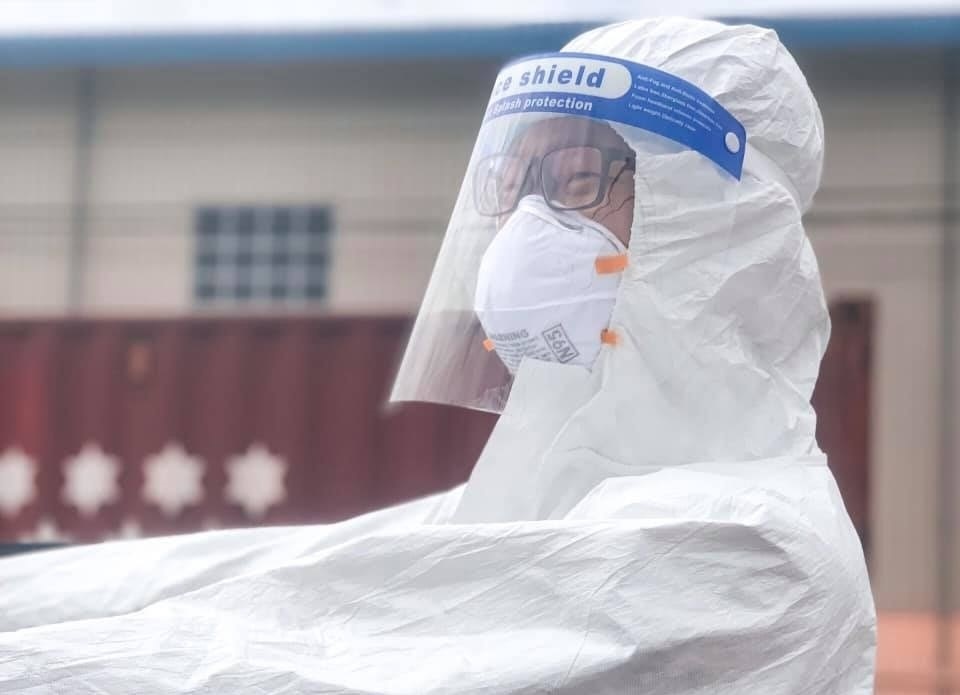 Tuyen thu Free Fire bo thi dau di phong chong dich Covid-19 hinh anh