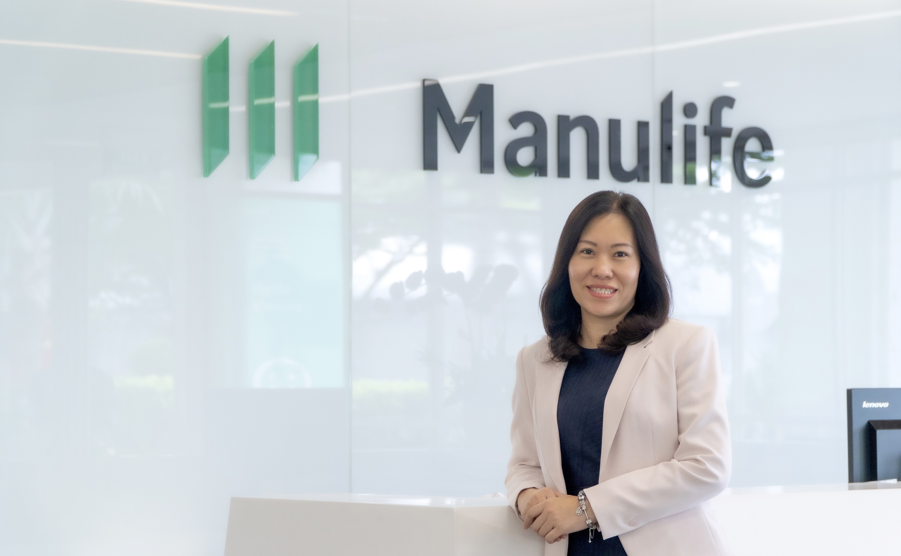 Giam doc nhan su Manulife,  bao hiem anh 1