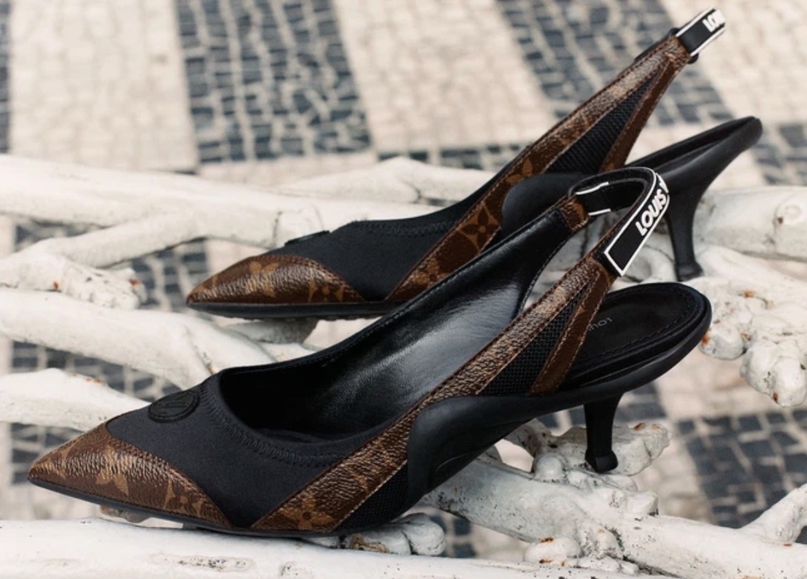 Mau slingback duoc tin do thoi trang san don hinh anh