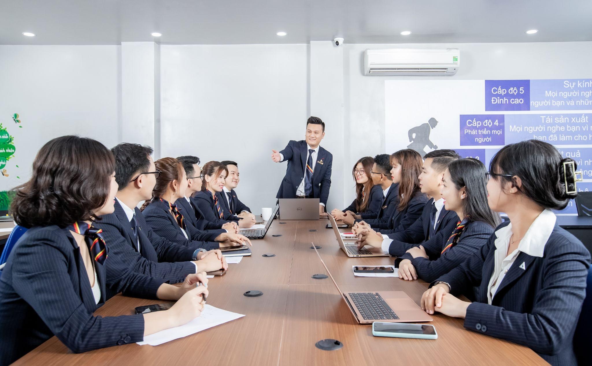 khoi phuc kinh doanh,  binh thuong moi anh 1