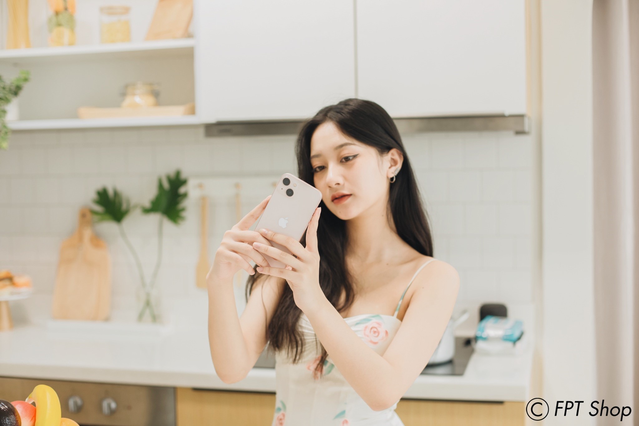 Thue iPhone o FPT Shop anh 1