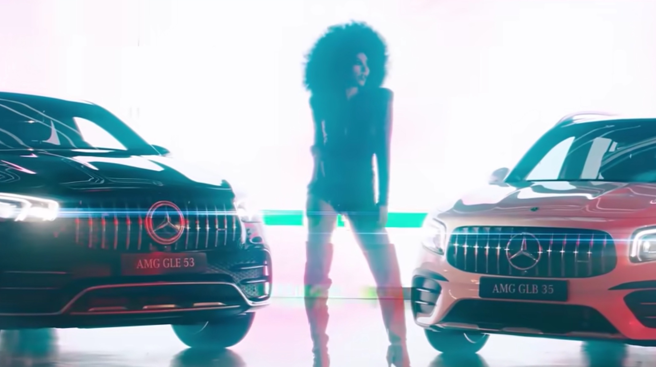 Mercedes-Benz Viet Nam Virtual Show phat truc tuyen trong thang 11 hinh anh