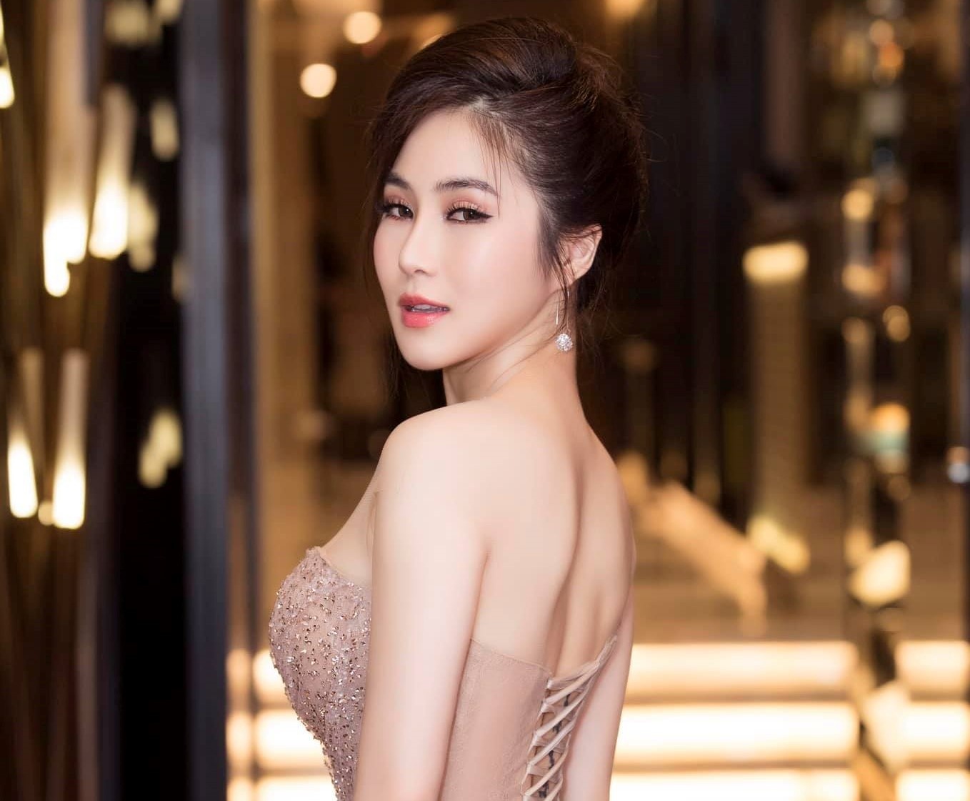 Ca khuc Vpop thu ba dat moc 500 trieu luot nghe tren Zing MP3 hinh anh