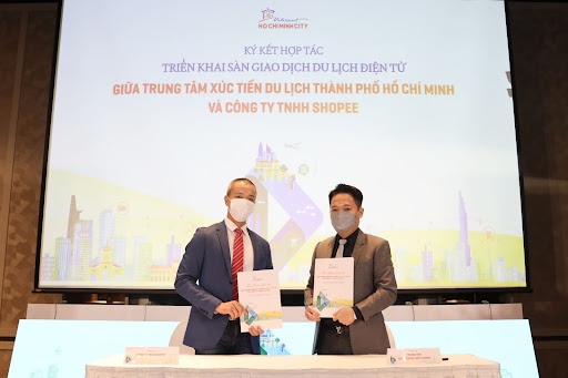 Shopee,  Ton vinh san pham Viet anh 2