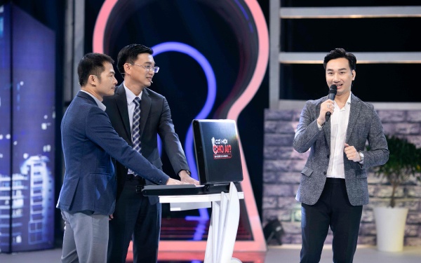 BIN Corporation Group,  sep Le Hung Anh,  khoi nghiep cong nghe anh 1