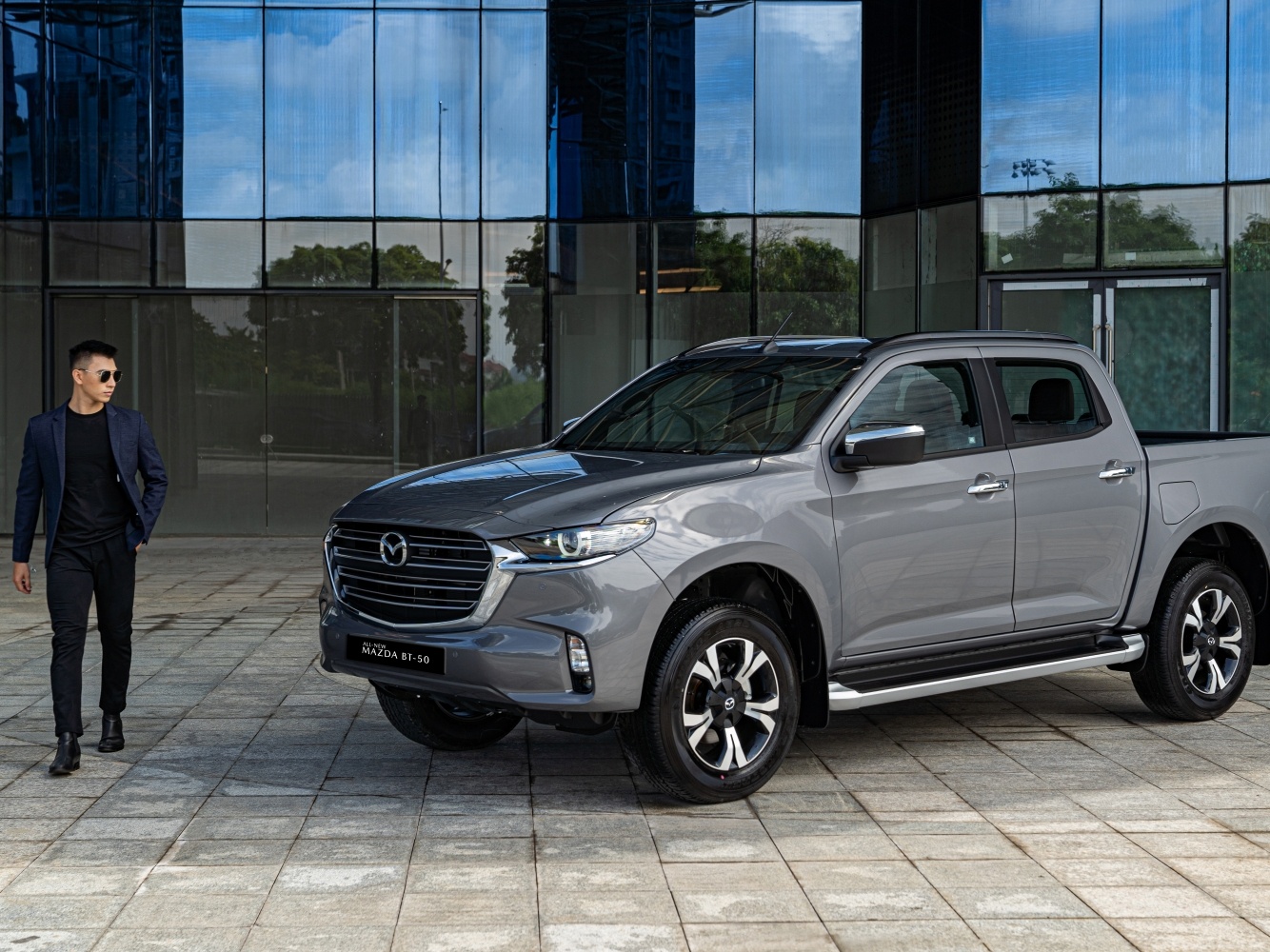 Mazda BT-50 mang den goc nhin moi ve ban tai Nhat Ban hinh anh