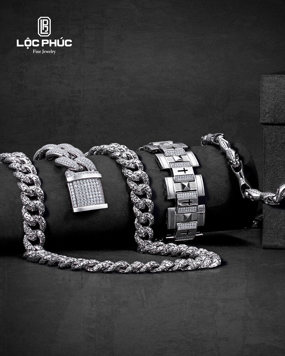 Trang suc to ban anh 3