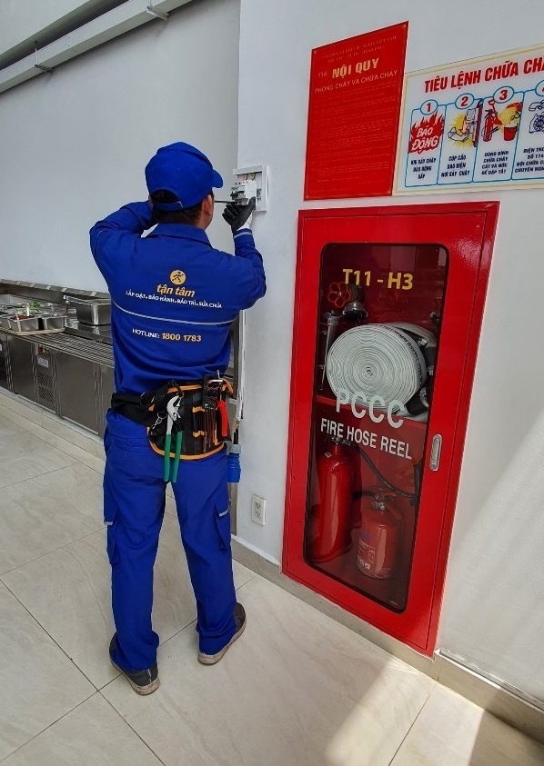 Cong ty Tan Tam,  tuyen tho dien anh 3