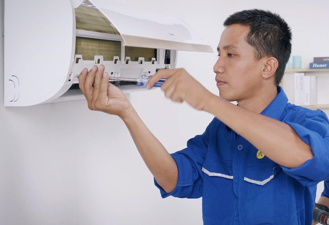 The Gioi Di Dong chieu mo hang nghin tho dien - lap dat - bao tri hinh anh