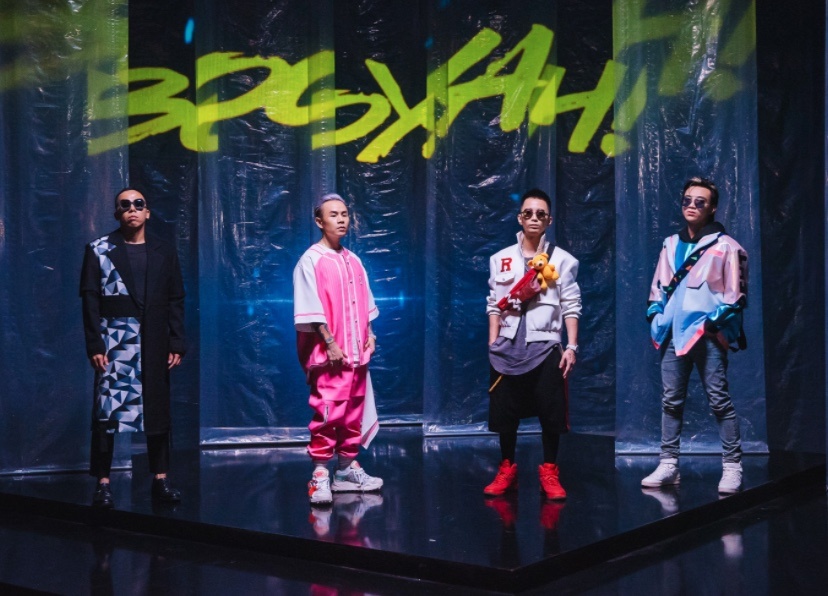 Touliver, Binz, Rhymastic va Soobin hoi ngo trong MV 'Freaky Squad' hinh anh