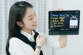 Mau tablet phuc vu cong viec va giai tri cua sao Viet hinh anh
