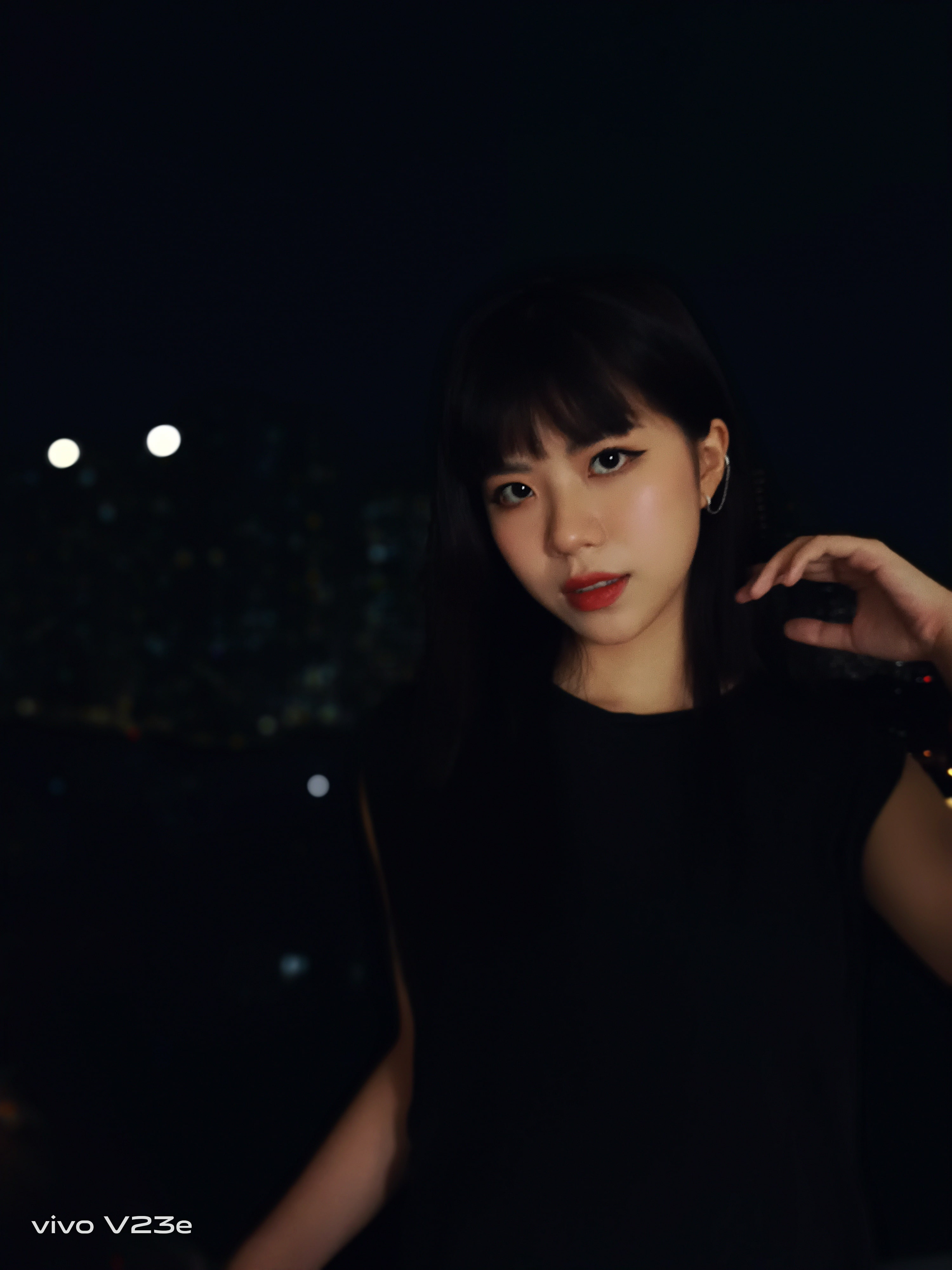 vivo V23e anh 4