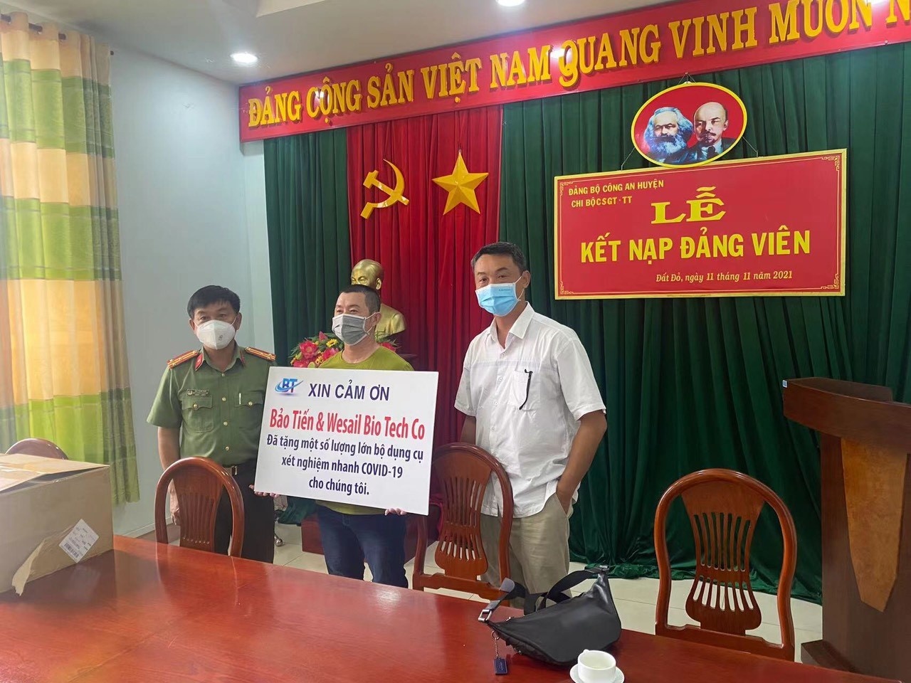 Kit test nhanh Covid-19 anh 2